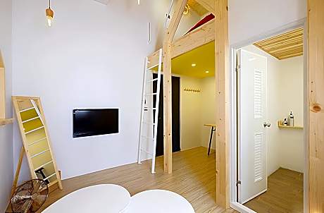 Economy Double Room with Private Bathroom