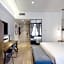 DoubleTree by Hilton Madrid - Prado