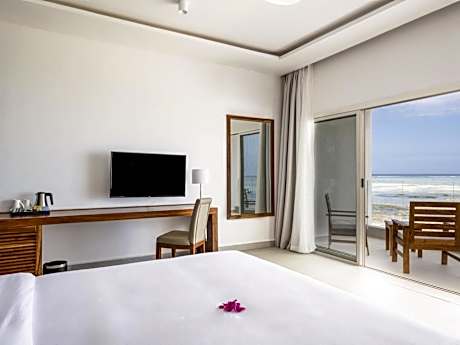 Beach Front Room