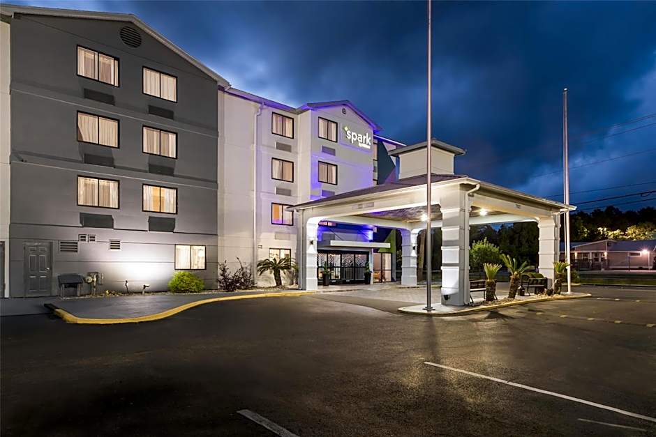 Spark by Hilton Biloxi Ocean Springs