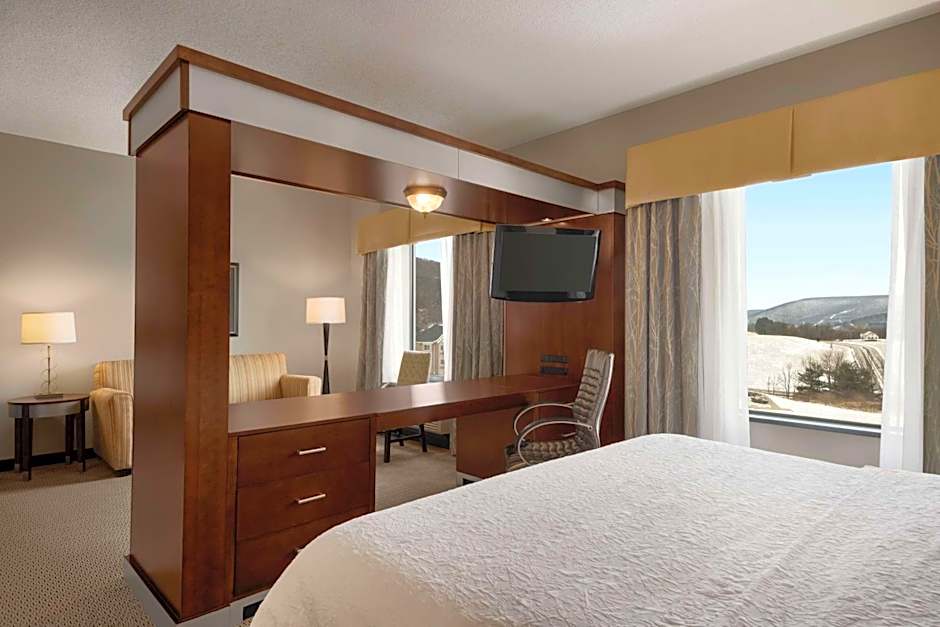 Hampton Inn By Hilton And Suites Mansfield