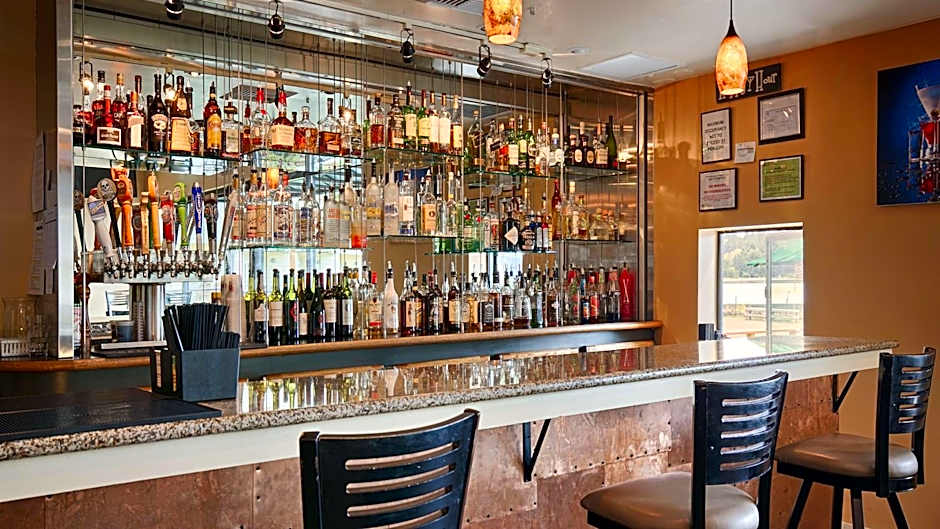 Best Western Plus Silverdale Beach Hotel