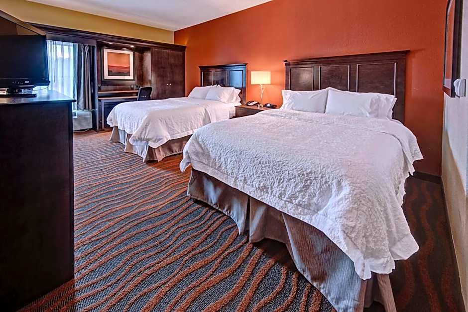 Hampton Inn By Hilton Clarksville