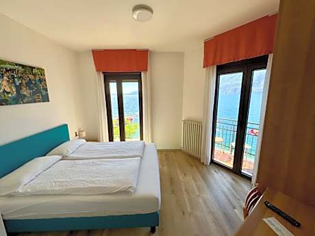 Double or Twin Room with Balcony and Lake View