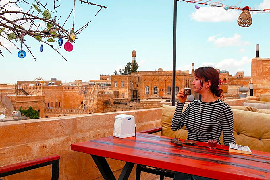 Mons Masius Boutique Hotel Teras