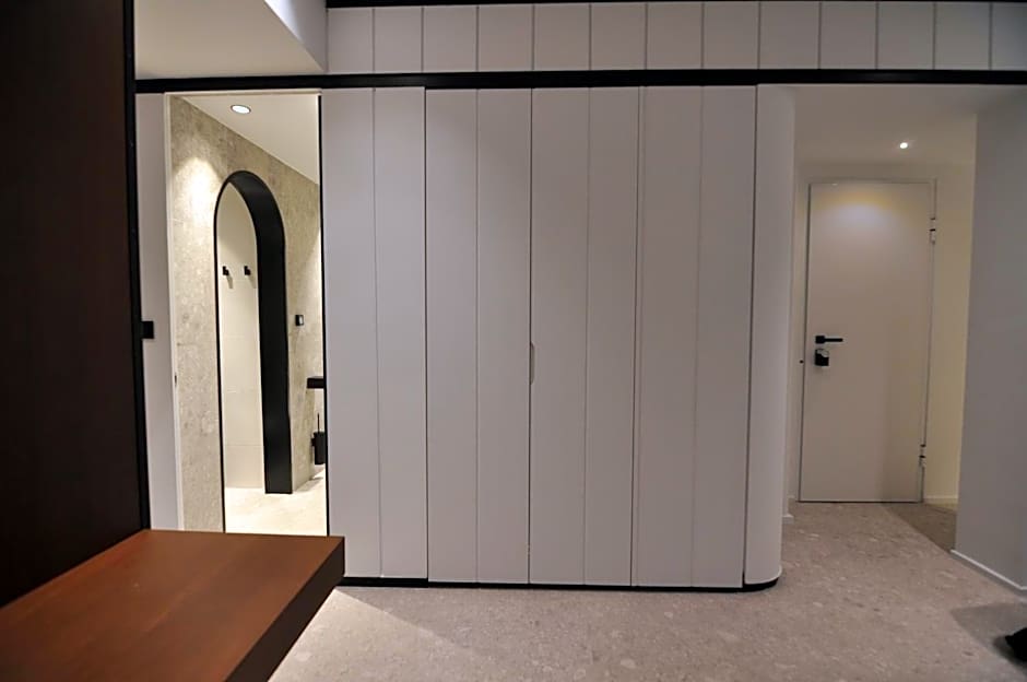 Athinaion Recreation Suites