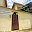 Casa inteira con piscina compartilhada