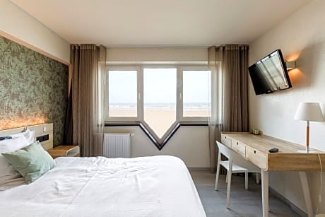 Superior Double or Twin Room with Sea View