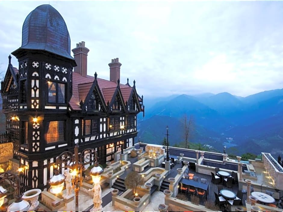 The Old England Hotel