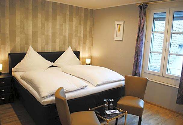 Gästehaus Weingut Schier im Zehnthof