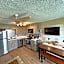 Stroll to Slopes, Village Area, Ski in-Out MtLodge 210
