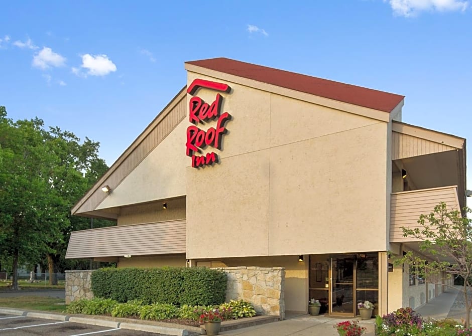 Red Roof Inn Detroit - Roseville/ St Clair Shores