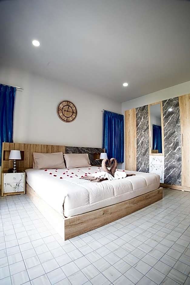 Grand View Premium