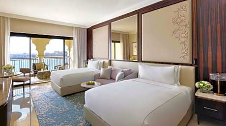 Superior Deluxe Twin Room