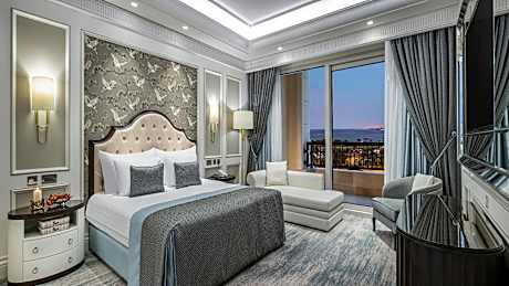 Deluxe Double Room with Sea View