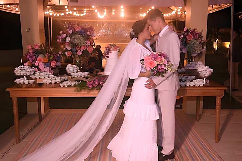 Casa Ilha| beira mar, piscina aquecida, 4 suítes