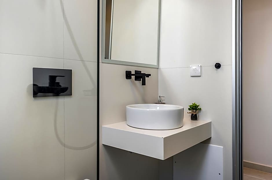 Aegean Breeze Luxury Apartments next to the sea