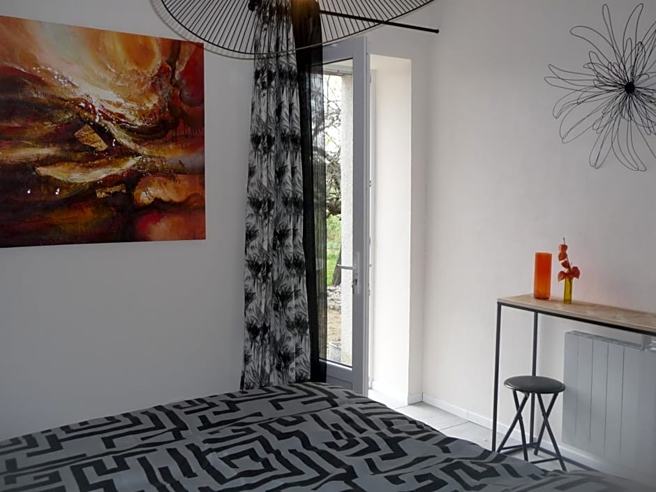 L'Anagramme, chambres, table d'hôtes et gîte pour adultes, naturistes ou non !