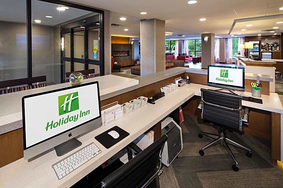 Holiday Inn Milwaukee Riverfront By IHG