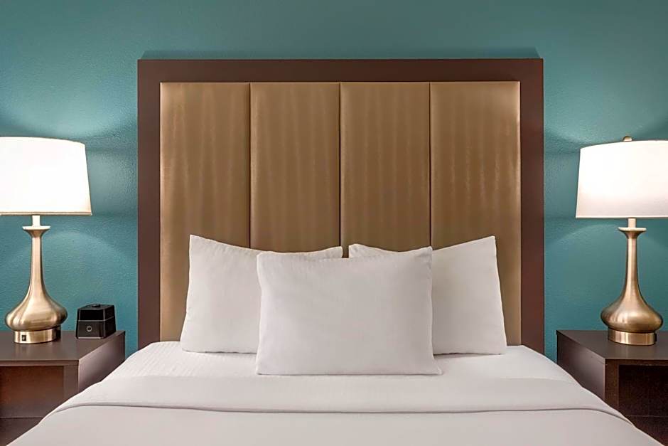 La Quinta Inn & Suites by Wyndham Fairfield - Napa Valley