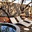 Tshukudu Game Lodge