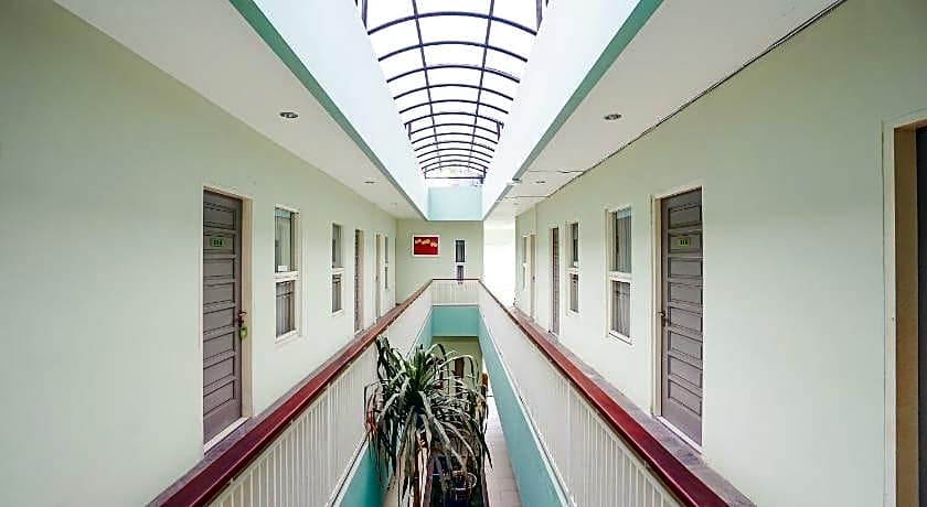 Ardhya Guesthouse Syariah