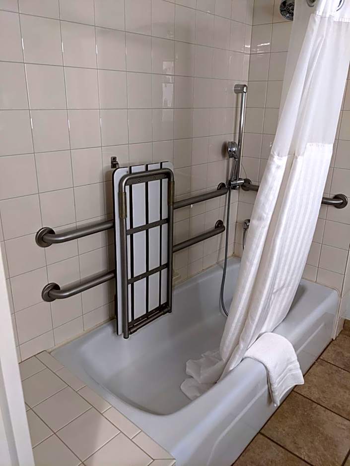 Plaza Hotel Denver Central