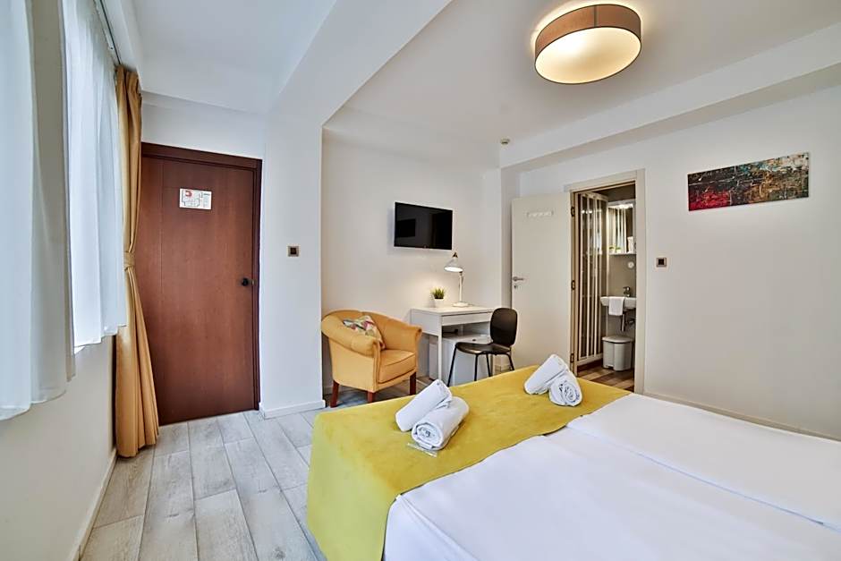 Garni House 46 Plus