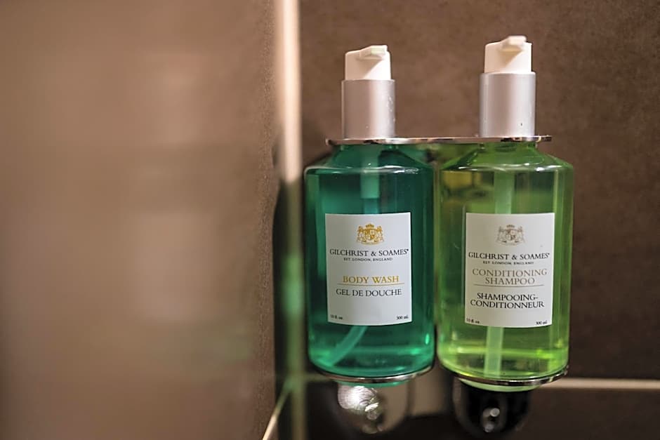 Belmore Court & Motel