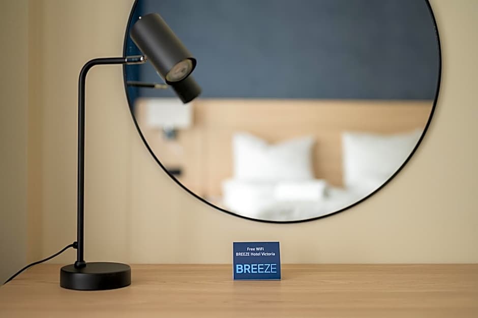 BREEZE Hotel Victoria - Self-Service