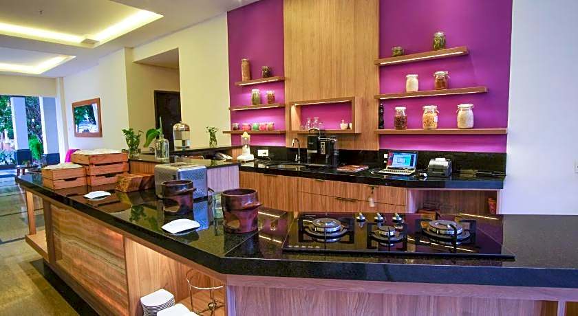 Sunwood Arianz Hotel managed by BENCOOLEN