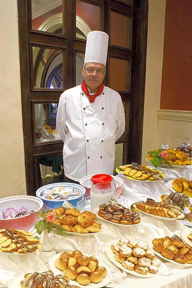 Helnan Auberge Fayoum