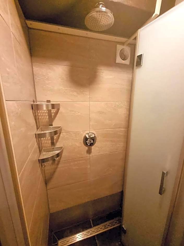 Amsterdam Downtown Hotel Canal View