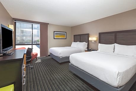 Standard Queen Room with Two Queen Beds - Communications Accessible
