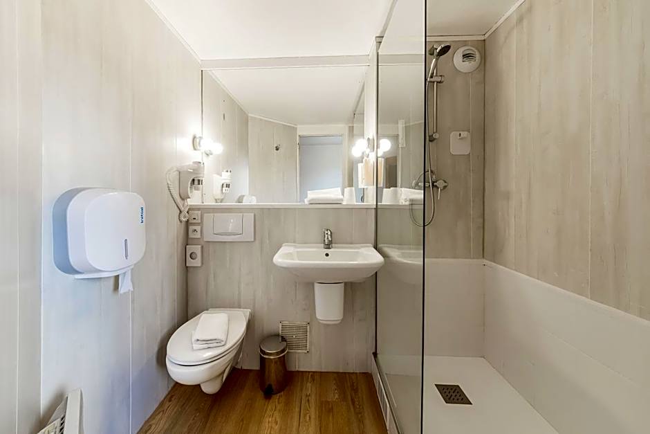 Comfort Hotel Evreux