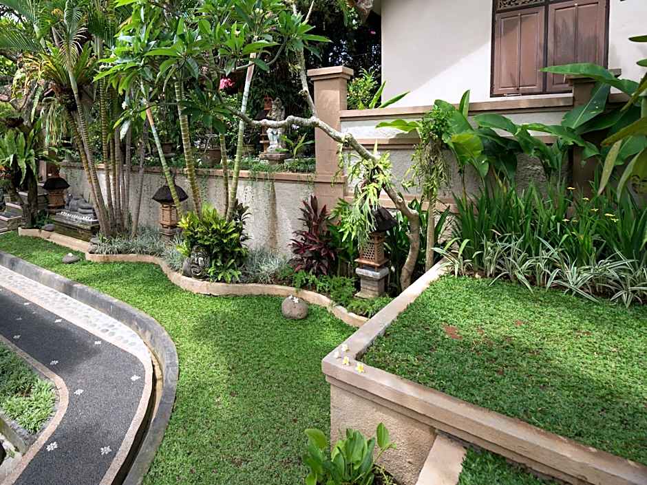 Nuaja Balinese Guest House 