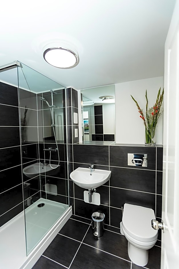 The Dalkeith Hotel by Pillow