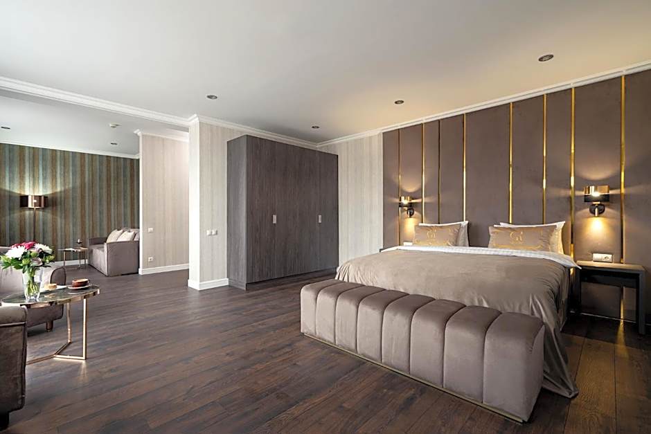 Greguar Hotel by UHM