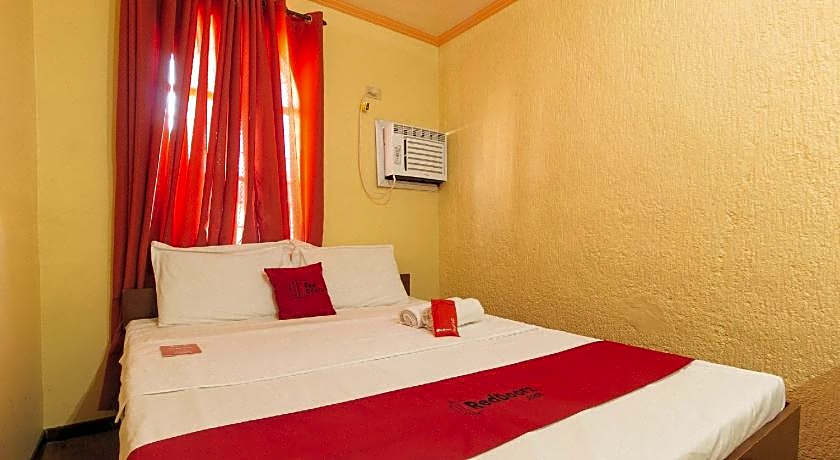 RedDoorz near SM Batangas City