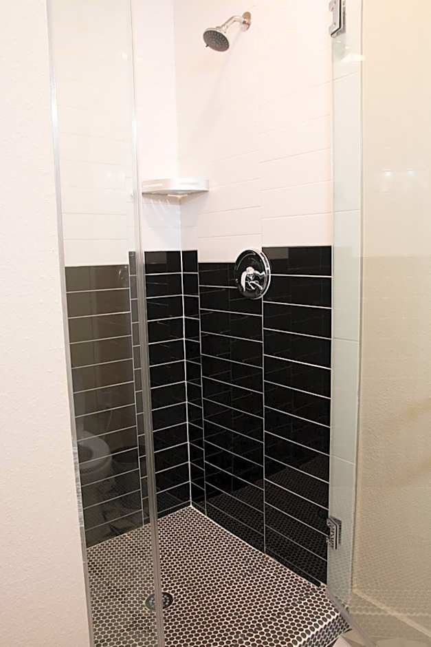 The Bishop Arts Hotel by Qresorts