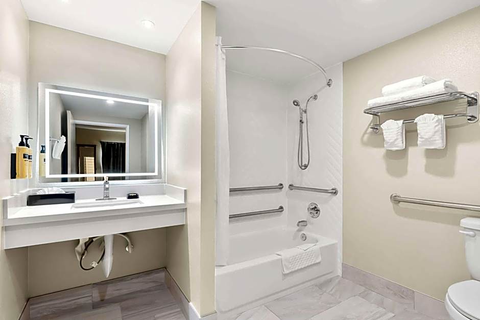 Best Western Plus Irvine Spectrum Hotel