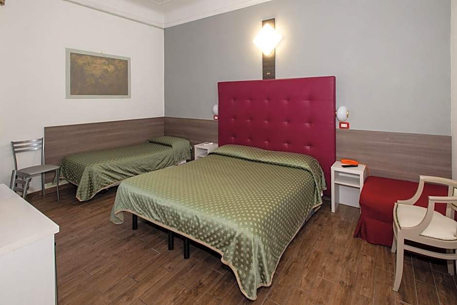 Hotel Piola