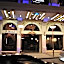 Q Hotel