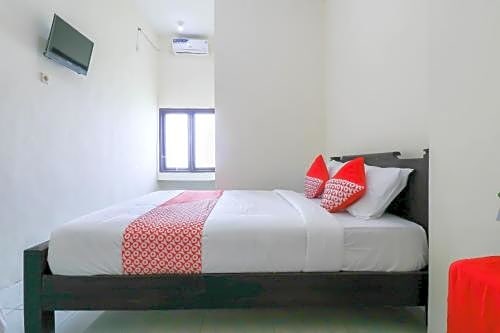 OYO 1054 Bayak Bali Hotel
