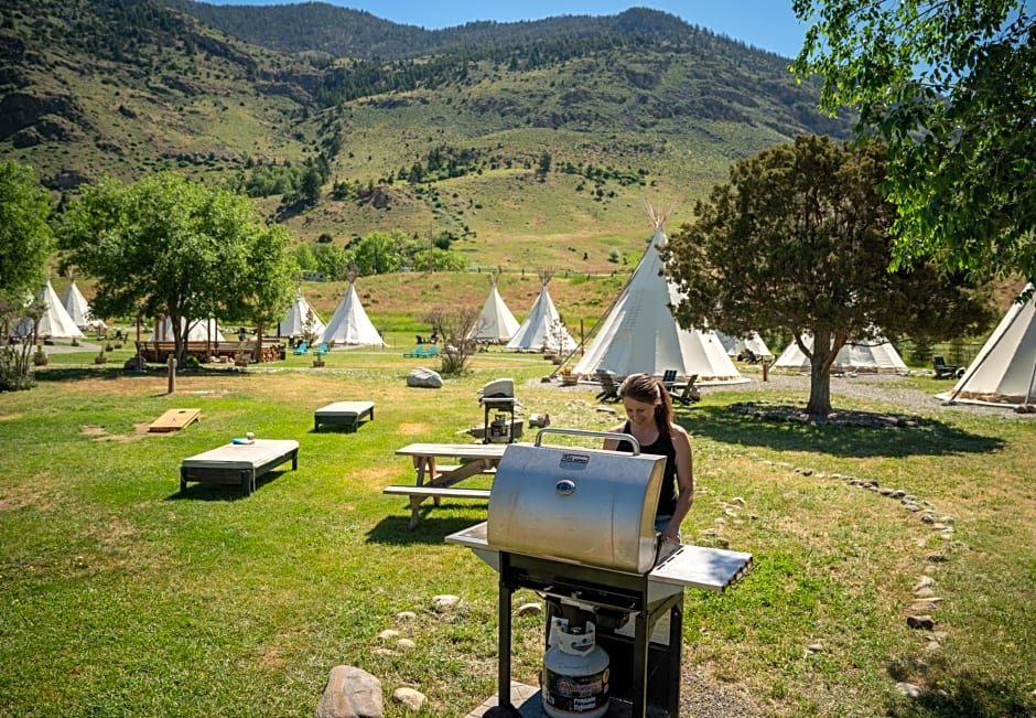 Dreamcatcher Tipi Hotel