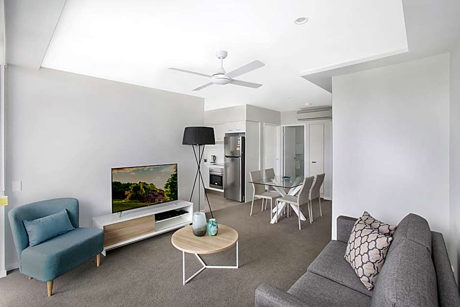 Direct Collective - Sea Breeze Mooloolaba