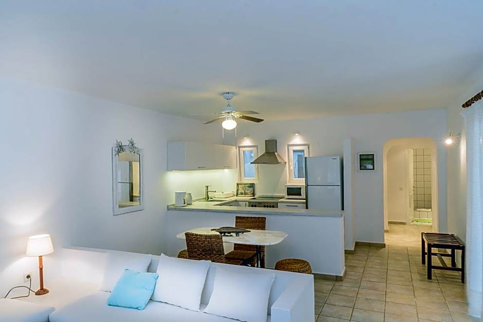 Skiathos Holidays Suites & Villas