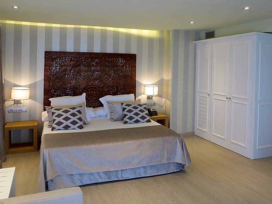 Serennia Exclusive Rooms