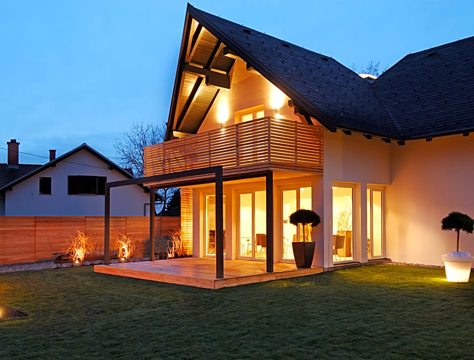 Boutique hotel - Sun House Banovci