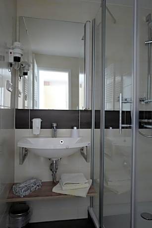 Single Room with Shower